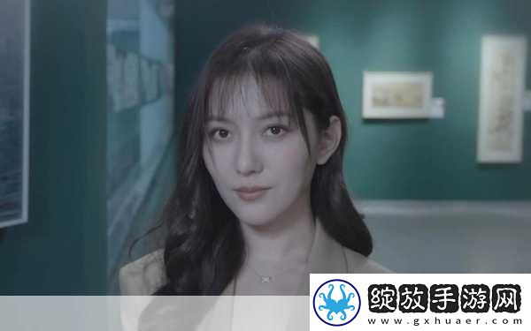 被美女包围的李云思