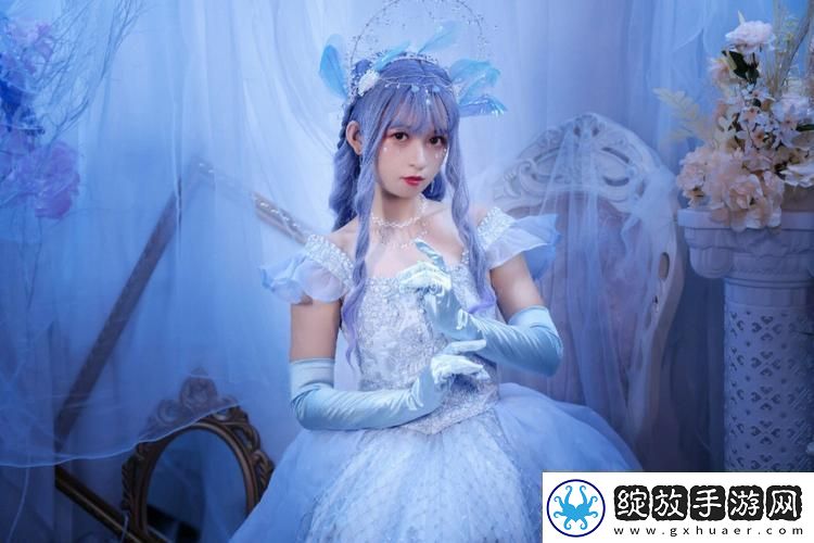 芙蓉皎皎