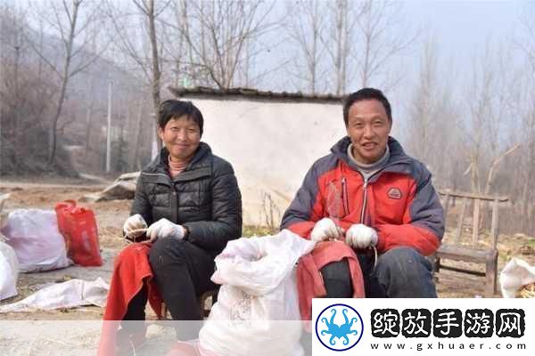 53岁大妈山坡做皮肉买卖的缘故原