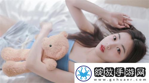 已满十八岁从此进入戴好耳机的沉浸体验