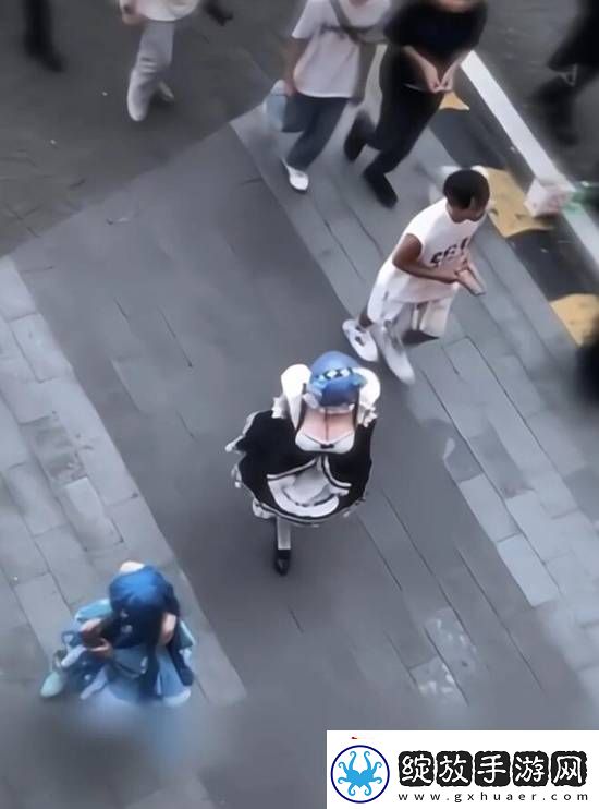 上帝视角才能看到的