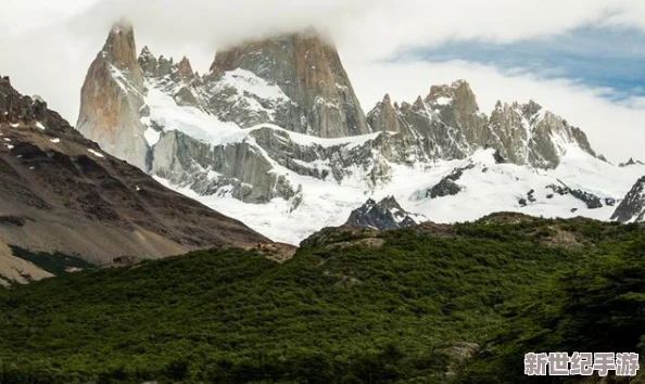 又大又白又有弹性的两座大山