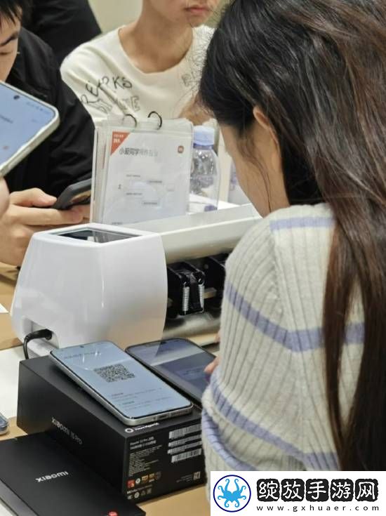 小米15新机首销日现场