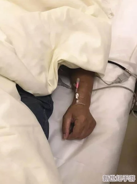 小情侣拔萝卜又叫又疼