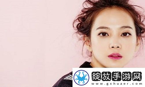 父亲有力挺送女儿的花园
