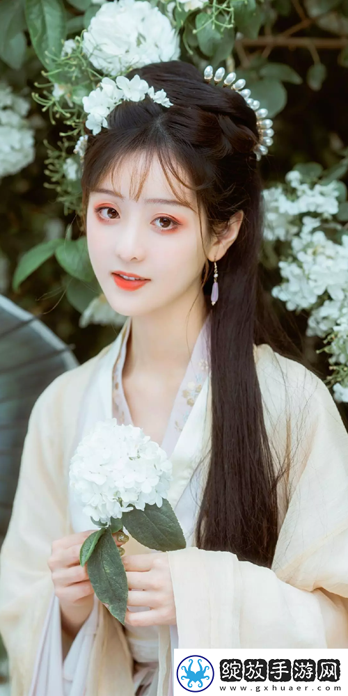 原神女角色一边流汗一边红着脸