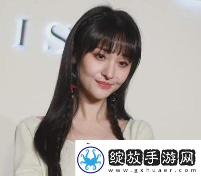 瞒着老公加班的HR中字引发友热议职场女性勇敢追求自我价值！