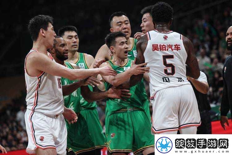 1v2三个男的是兄弟