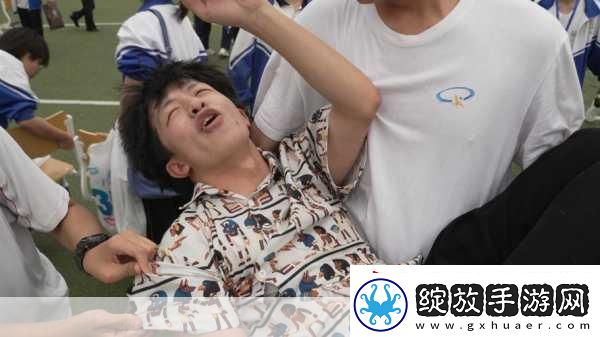 超级凌乱的校园运动会有混乱中的乐趣