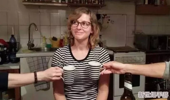 男人揉女人胸视频引发热议