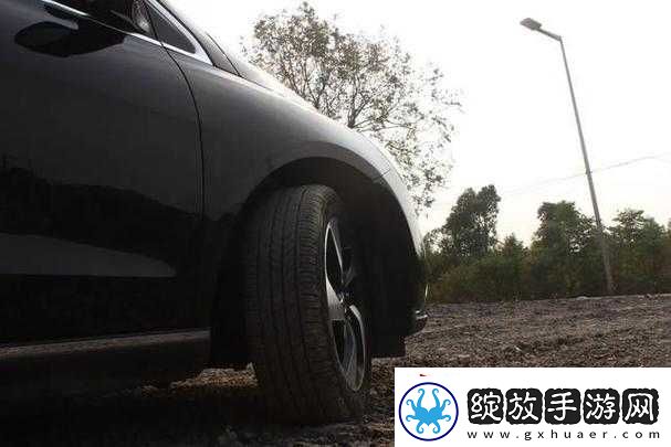 车子颠一下就滑进去了怎么办