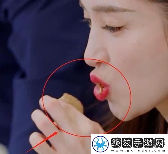 女方用嘴巴吃鸡的吉尼斯世界纪录