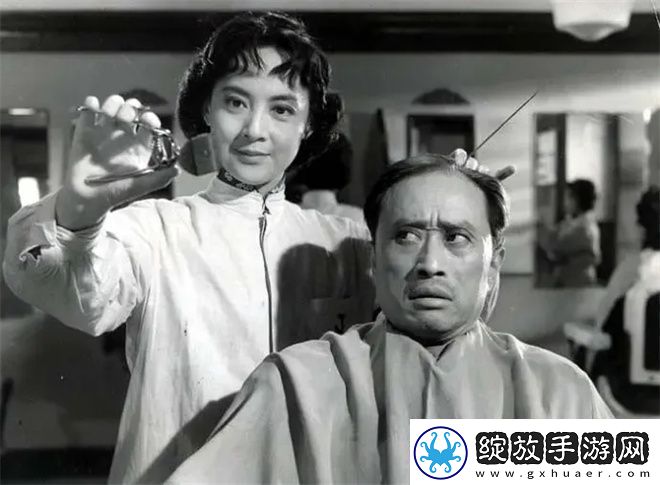 六十年前经典女理发师