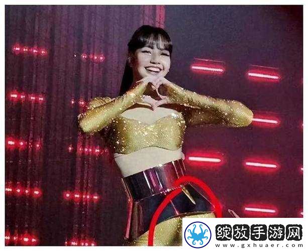美女足交**