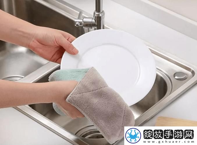厨房一次又一次的索要刷碗总图片
