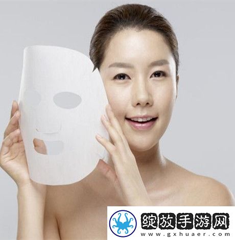 一面膜胸口一面吃下部位片段