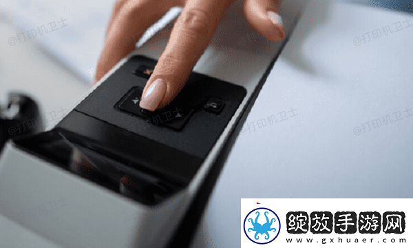 佳能打印机卡纸了怎么把纸拿出来