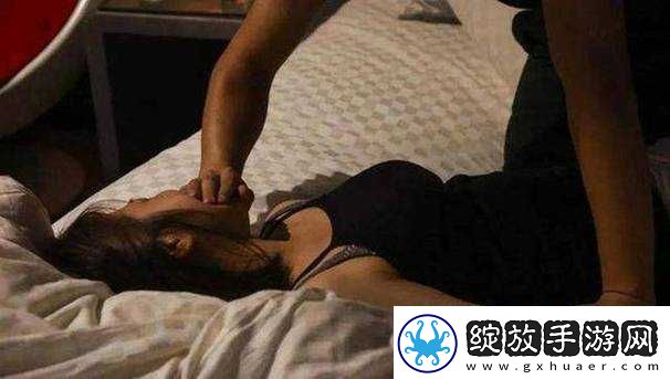 美女被**软件引发社会关注