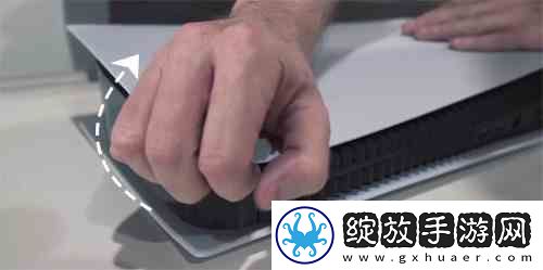 PS5侧板如何拆