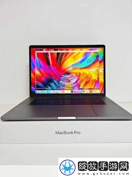 MACBOOKPRO18