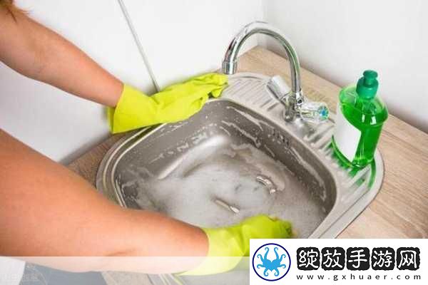 疏通女儿下水管道的方法