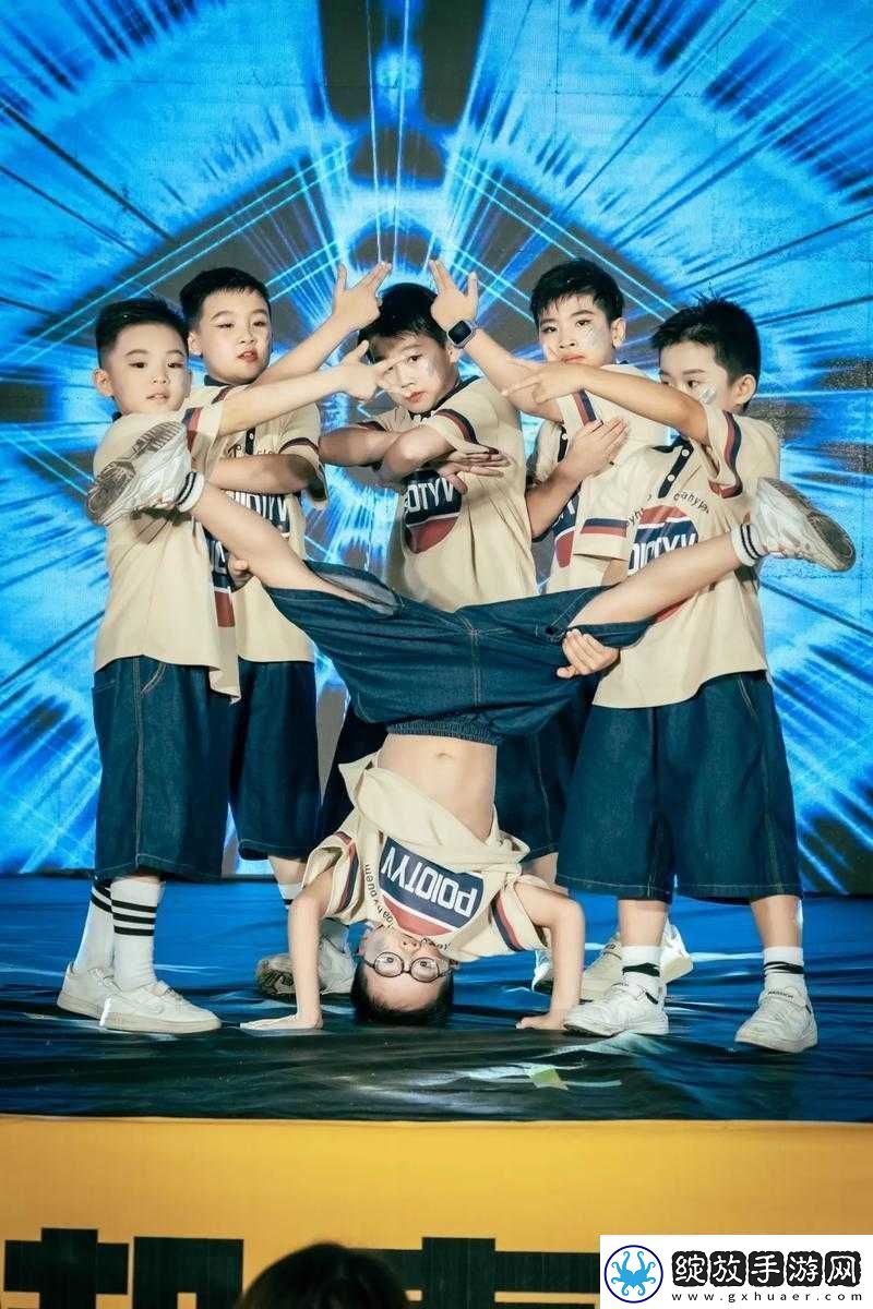 幼儿HIPHOP