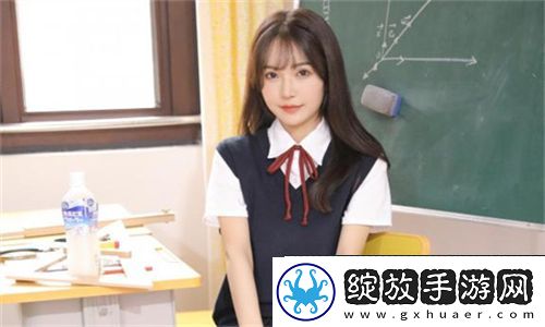 几个装修工人把我压在茶几让人哭笑不得