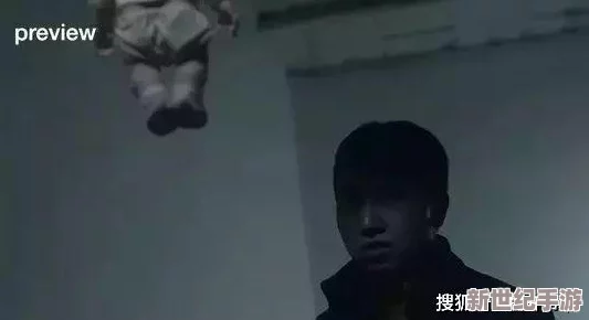 图书馆内惊悚一幕