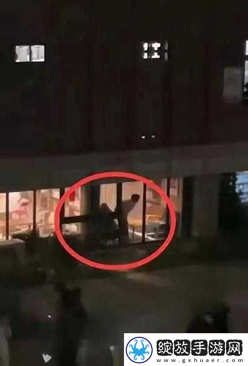 男女激情互动免费的