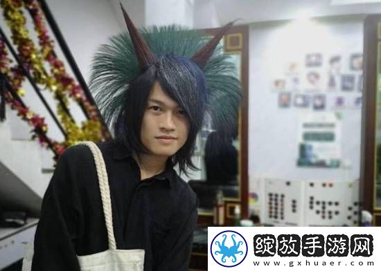 “杀马特之父”罗福兴已财富自由