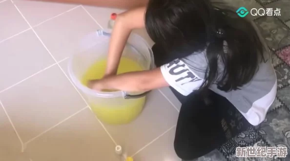 美女沟厕近拍撒尿视频