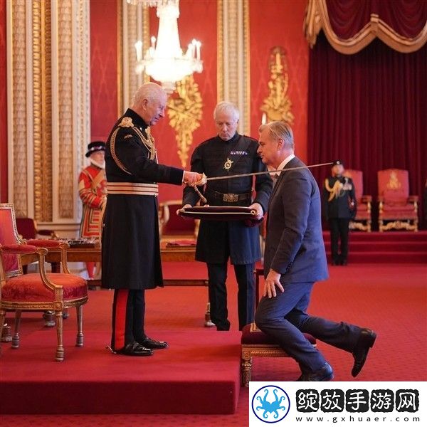 导演诺兰及其配偶受封爵士