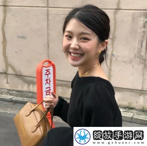 无声的爱！父亲有力挺送女儿的花园