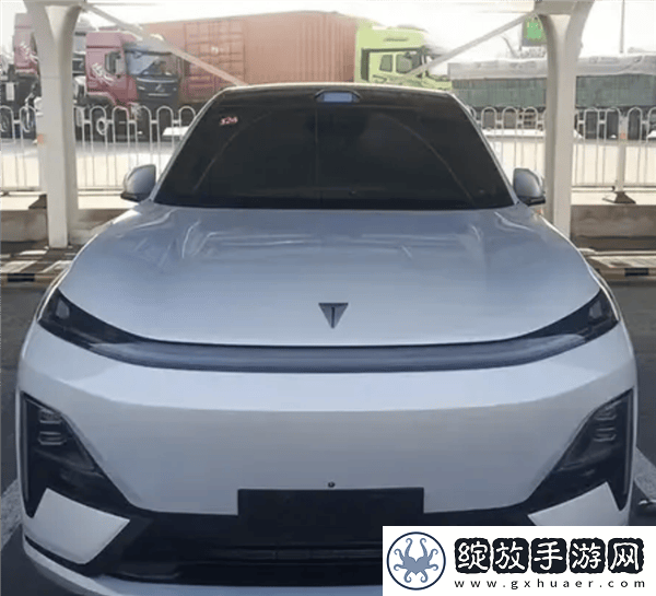 深蓝S09实车亮相