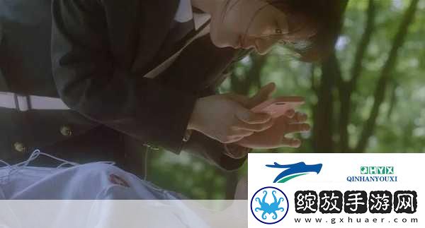 适合晚上二个人看的影片推荐诗