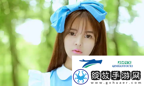 丰满的女邻居三级