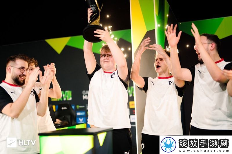 HLTV