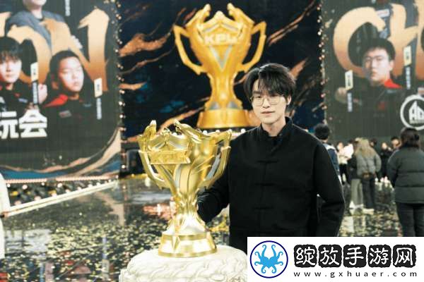 黄超发文告别2024