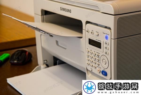 打印机卡纸了怎么办才能拿出纸