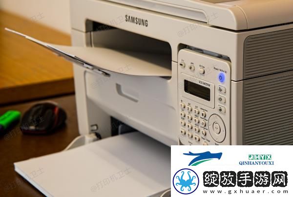 打印机卡纸了怎么办才能拿出纸