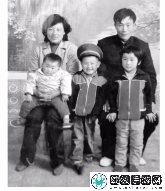 男子认亲16年发现亲爹是假的