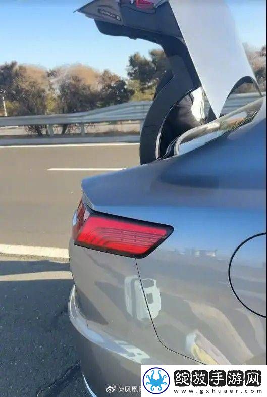 嘀嗒出行回应女大学生被丢高速路边