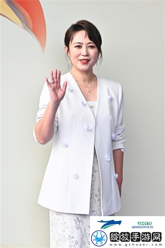 王一博、大鹏、马丽等亮相金鸡奖提名表彰会