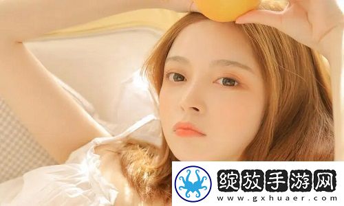 老师脱让学生摸的奇葩教学方式却引发全网热议