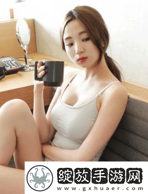 两人打扑克剧烈运动声音