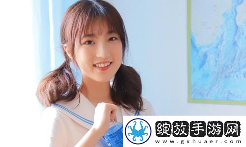 金花瓶楷梅花2带来的艺术风情
