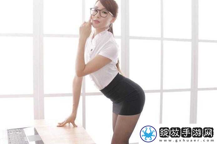 鳮巴又大又爽我高潮了**疯狂的日子里