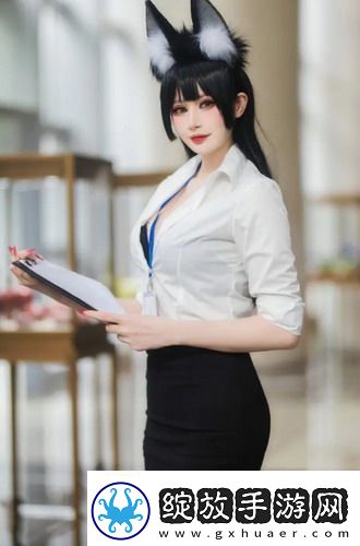 瞒着老公加班的hr中字