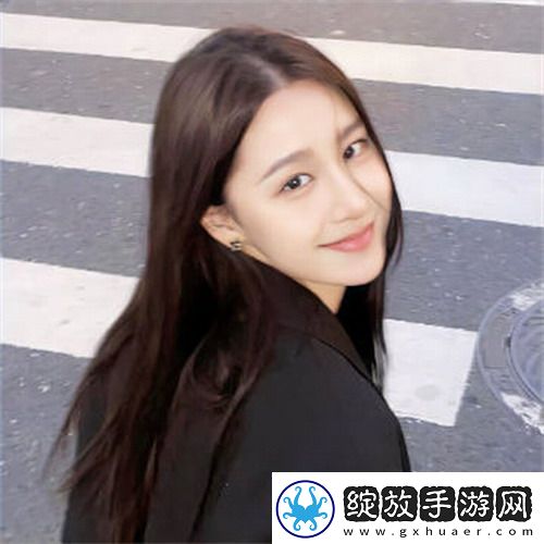 女学生被c扒衣服