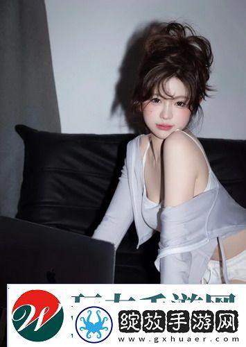 一边下奶一吃敷视频60分钟